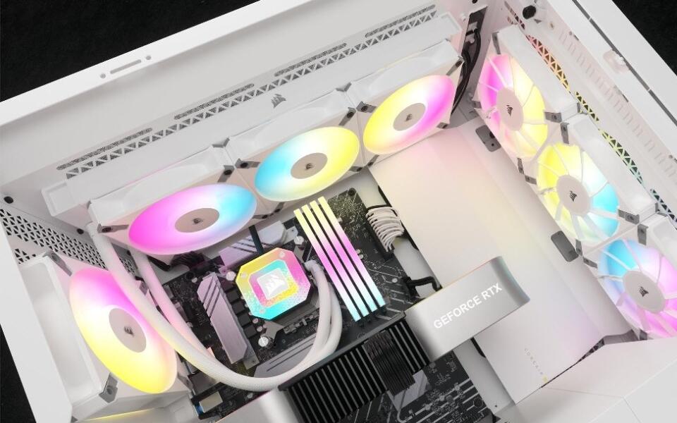 4 Meilleurs refroidissements liquide RGB pour CPU-Corsair iCUE H150i Elite CAPELLIX XT-1