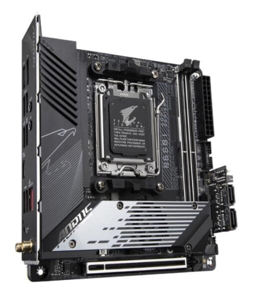 4 Meilleures cartes mères pour AMD Ryzen 7 7800X3D-GIGABYTE B650I AORUS Ultra